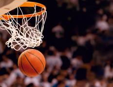 开云体育平台APP-铁壁戈贝尔碾碎禁区！森林狼狂胜马刺36分，完美攻防诠释统治力