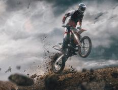 开云体育下载-双星映照绿茵场，萨卡突破重围，日本精研制胜之道