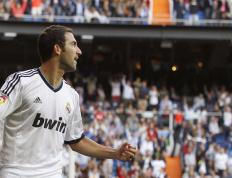 开云体育-桑巴失色，红蓝独舞，戈麦斯点燃巴萨伪9号的传承之火