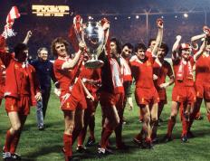 开云体育平台APP-阿贾克斯惊险胜出，晋级欧冠半决赛