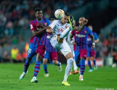 开云官网-关于巴塞罗那客场轻取胜利，实力雄厚展现的信息