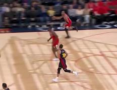 开云体育平台APP-关于勇士击败公牛，库里状态回暖砍下35分的信息