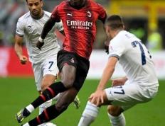 开云APP-法兰克福防线稳固不漏，战平对手展现实力