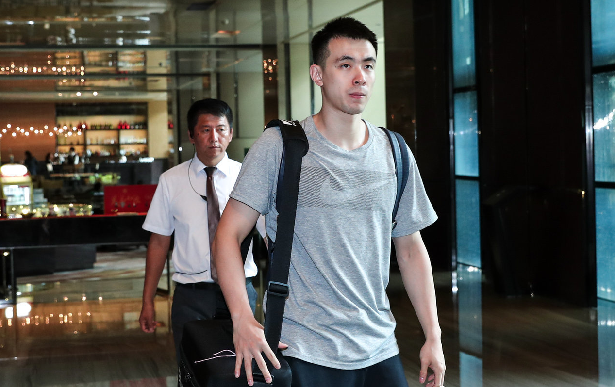 开云体育入口-关于尼日利亚队遭遇困难,球迷们纷纷激励的信息