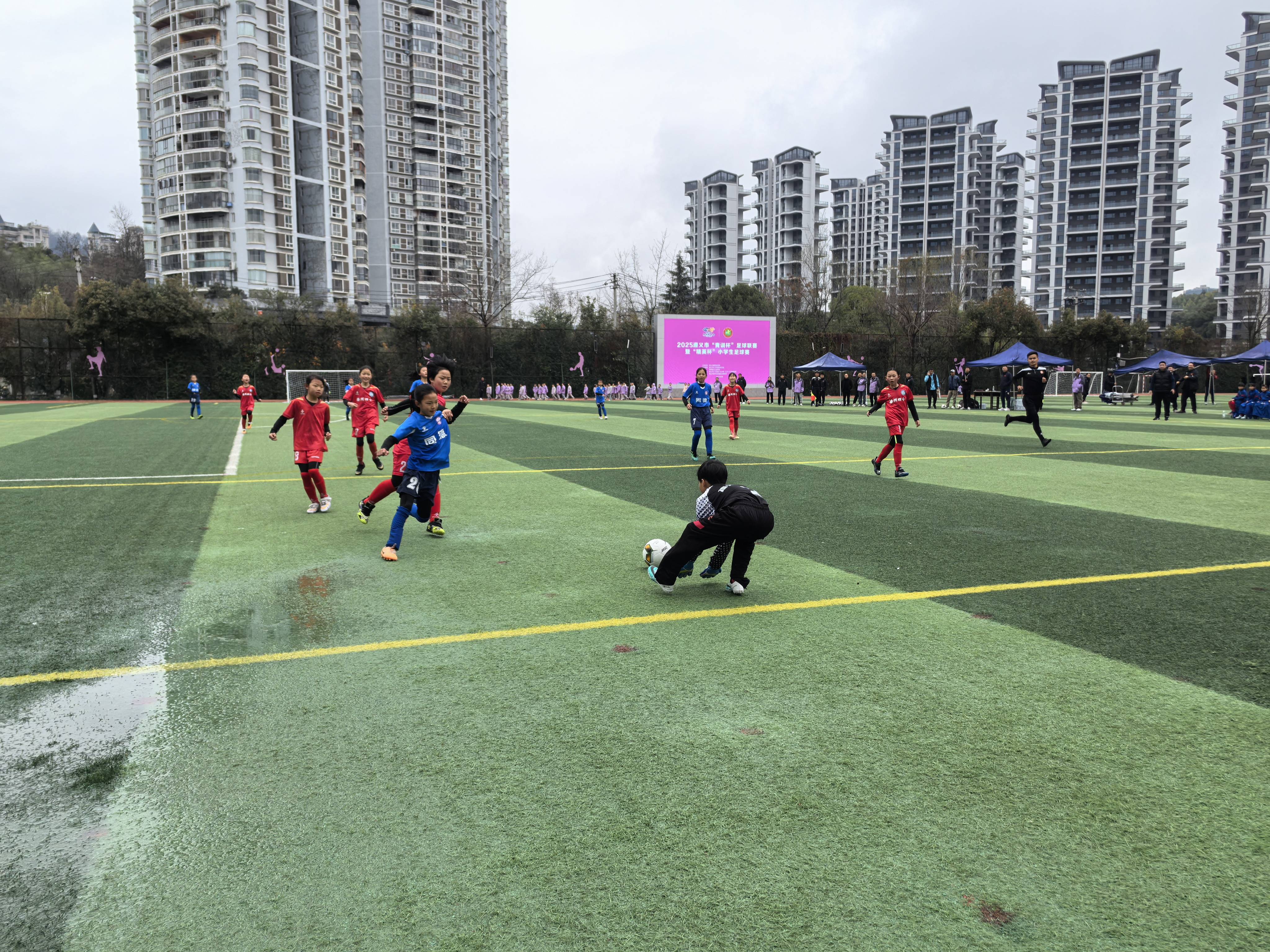 开云体育-精彩足球赛事即将开始,球员们信心满满备战!的简单介绍