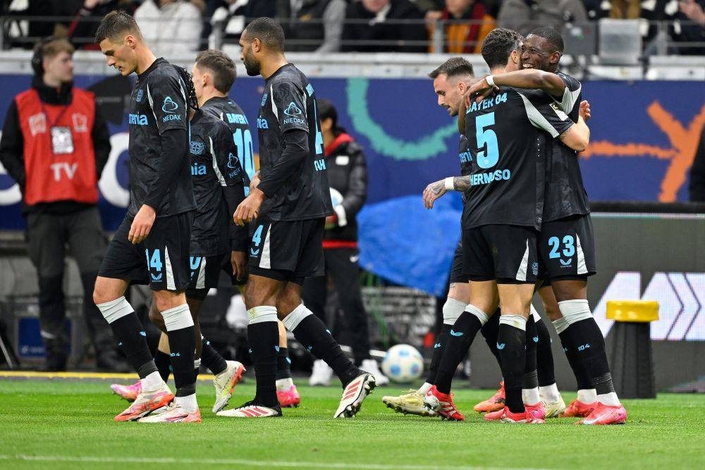 开云体育下载-勒沃库森队员在主场大获全胜,迎来连胜的简单介绍