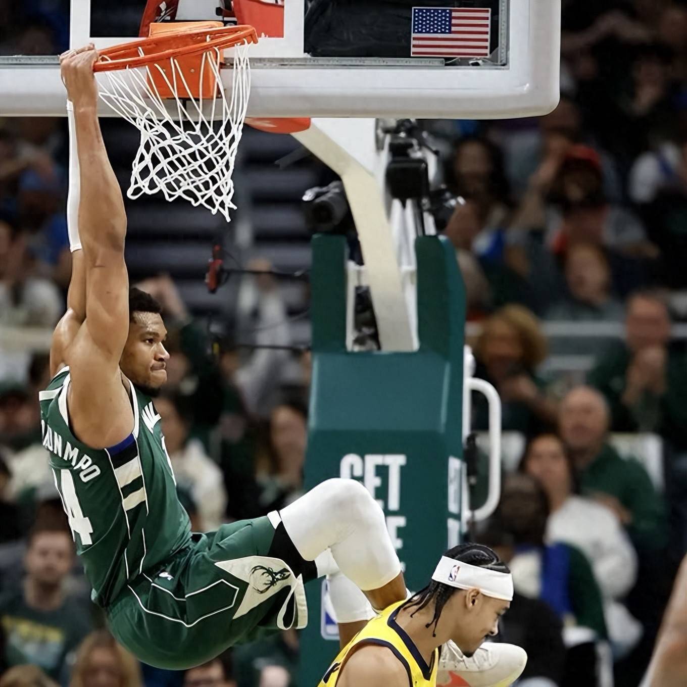 开云体育平台APP-包含雄鹿即将签45岁老将,字母哥赞故事感人的词条