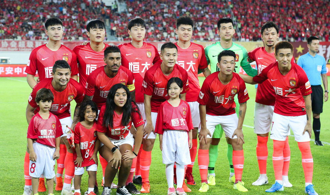 开云体育下载-恒大豪取五连胜，积分榜稳居前列