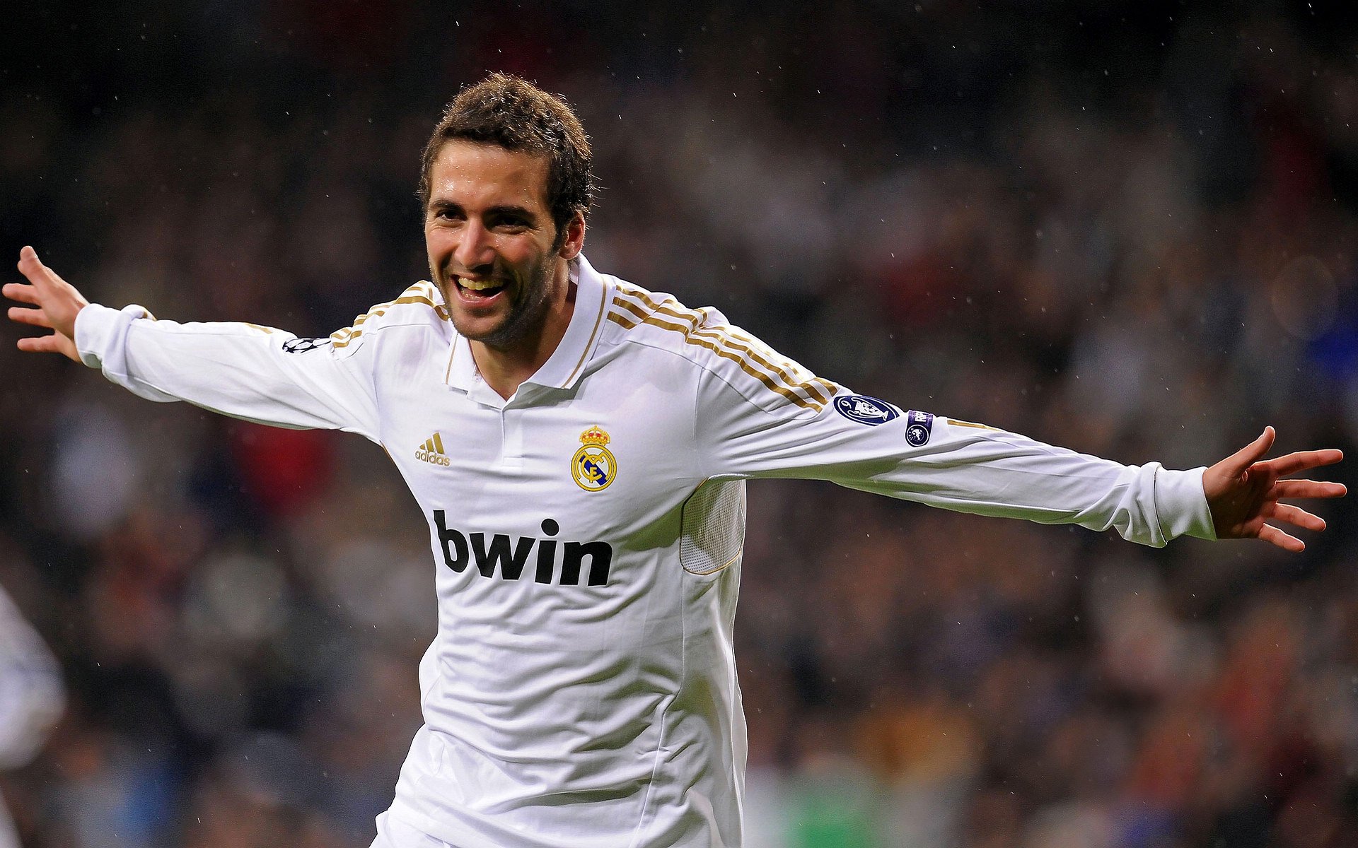 开云体育app-孤胆英雄诺里斯，梅赛德斯极限险胜，红牛王朝遭史上最强挑战